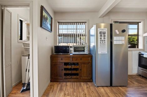 Photo of property in 39 Harris Crescent, Papanui, Christchurch, 8053