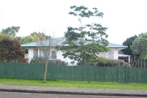 Photo of property in 3 Clayton Road, Manurewa, Auckland, 2102