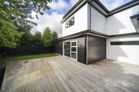 Photo of property in 29a Raglan Avenue, Cloverlea, Palmerston North, 4412