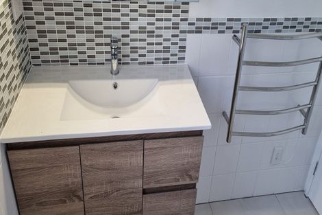 Photo of property in 37 Innisowen Place, Flat Bush, Auckland, 2019