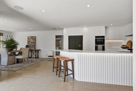 Photo of property in 377 Frankley Road, Ferndale, New Plymouth, 4310