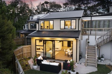 Photo of property in 15d/2 Verran Road, Birkenhead, Auckland, 0626