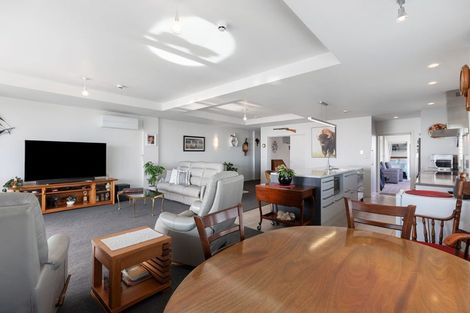 Photo of property in 154 Marine Parade, Mount Maunganui, 3116