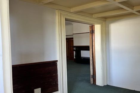 Photo of property in 105 Tasman Street, Mount Cook, Wellington, 6021