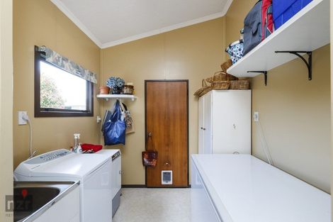 Photo of property in 4 Calder Place, Feilding, 4702