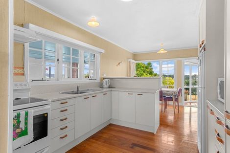 Photo of property in 8 George Point Road, Onerahi, Whangarei, 0110