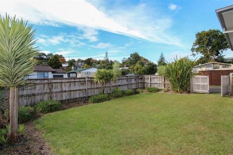 Photo of property in 2 Norfolk Place, Pukete, Hamilton, 3200