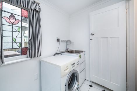 Photo of property in 147 Main Street, Greytown, 5712