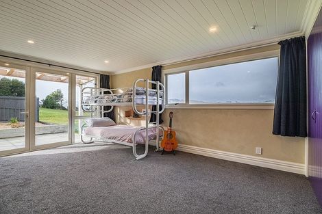 Photo of property in 64 Ellesmere Street, Ravensbourne, Dunedin, 9022