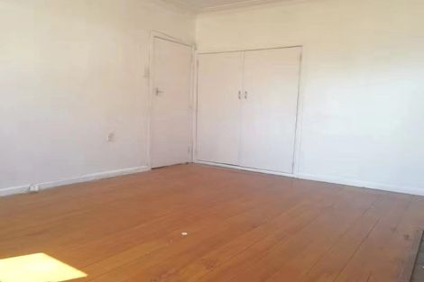 Photo of property in 4 Marne Road, Papakura, 2110