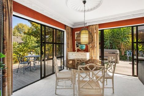 Photo of property in 5 Wood Lane, Fendalton, Christchurch, 8014