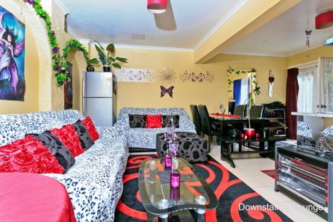 Photo of property in 88 Ayton Drive, Totara Vale, Auckland, 0629