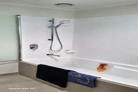 Photo of property in 18 Timu Road, Long Bay, Auckland, 0630