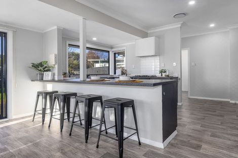 Photo of property in 24 Read Street, Levin, 5510