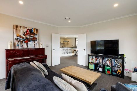 Photo of property in 13 Hehan Close, Cambridge, 3434