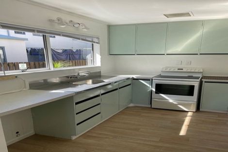 Photo of property in 1/1004 Papamoa Beach Road, Papamoa Beach, Papamoa, 3118