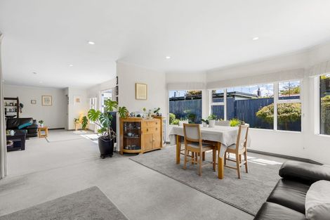 Photo of property in 17 Mere Road, Taupo, 3330