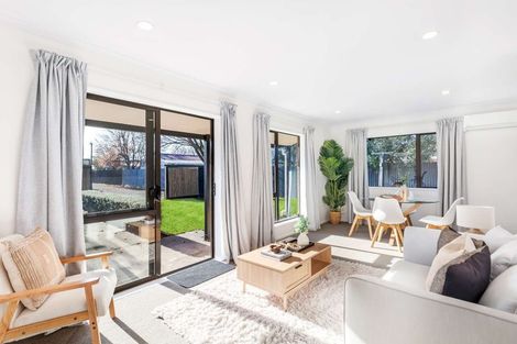 Photo of property in 52a Vivian Street, Burwood, Christchurch, 8083