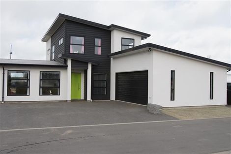 Photo of property in 13 Tommy Street, Pegasus, 7612