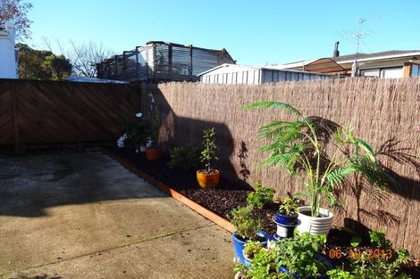 Photo of property in 2/9 Richard Avenue, Bucklands Beach, Auckland, 2014