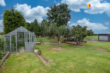 Photo of property in 495 Centre Road, Momona, Outram, 9073