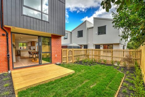 Photo of property in 3/44 Normandy Place, Henderson, Auckland, 0610
