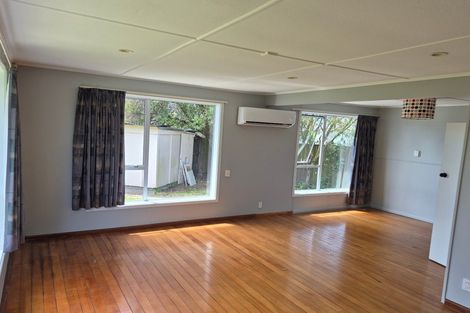 Photo of property in 10 Heather Place, Mairehau, Christchurch, 8052