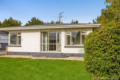 Photo of property in 32 Railway Esplanade, East Gore, Gore, 9710