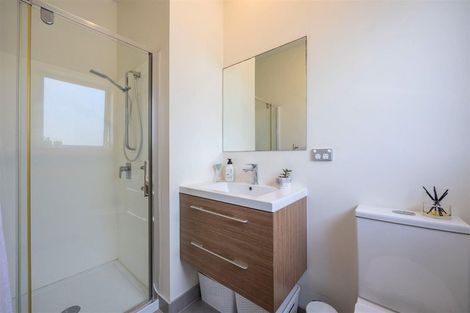 Photo of property in 15 Kaipuke Crescent, Gulf Harbour, Whangaparaoa, 0930