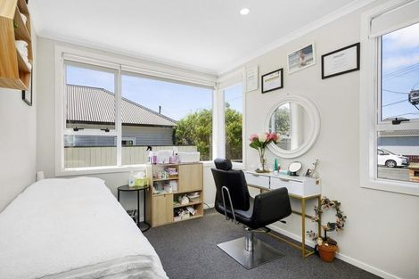 Photo of property in 5 Best Street, Wainuiomata, Lower Hutt, 5014