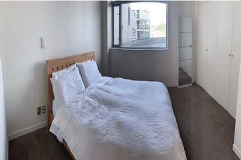 Photo of property in 9 Chews Lane, Wellington Central, Wellington, 6011