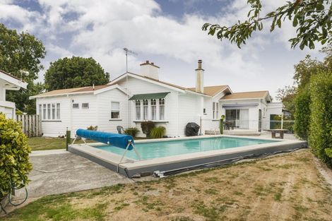 Photo of property in 29 Cuba Street, Marton, 4710