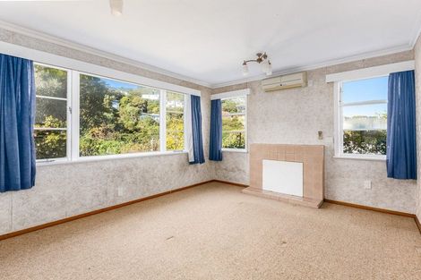 Photo of property in 15 Kiriwai Road, Paremata, Porirua, 5024