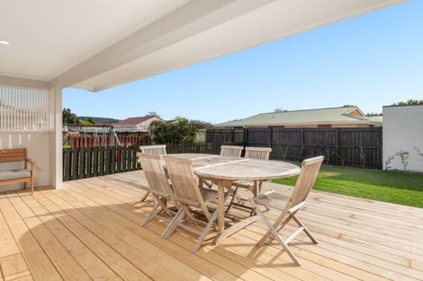 Photo of property in 15 Hookey Drive, Te Puke, 3119