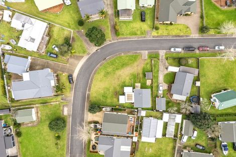 Photo of property in 4 Endeavour Close, Whitianga, 3510