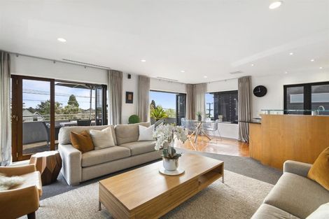 Photo of property in 48 Park Rise, Campbells Bay, Auckland, 0630