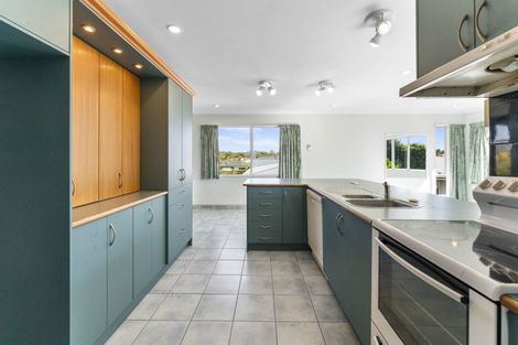 Photo of property in 61 Hinekura Avenue, Taupo, 3330