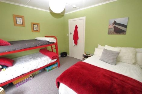 Photo of property in 14 Shortt Street, Foxton Beach, Foxton, 4815