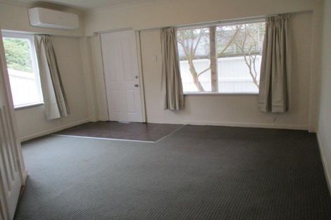 Photo of property in 15a Onslow Road, Khandallah, Wellington, 6035