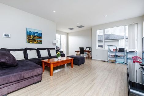 Photo of property in 45 Golden Morning Drive, Albany Heights, Auckland, 0632