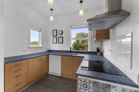 Photo of property in 67 Pine Avenue, New Brighton, Christchurch, 8061
