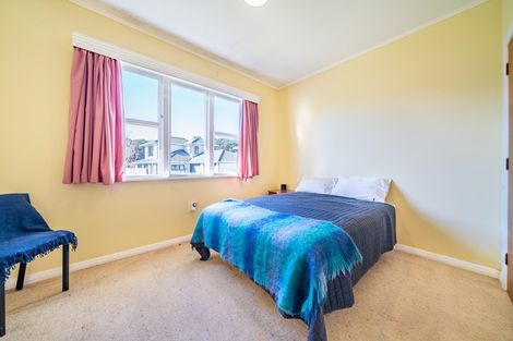 Photo of property in 23 Pinehaven Road, Pinehaven, Upper Hutt, 5019