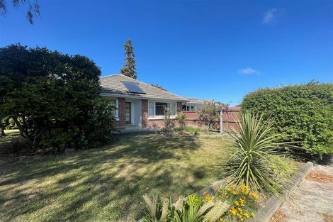 Photo of property in 5 Greenfield Place, Mairehau, Christchurch, 8052