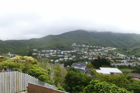 Photo of property in 34 Parklands Drive, Karori, Wellington, 6012