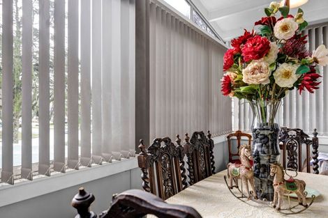 Photo of property in 445 Broadway, Stratford, 4332