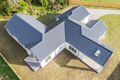 Photo of property in 7 Pihoihoi Close, Waikanae, 5036
