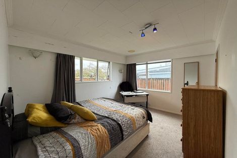 Photo of property in 4 Peach Tree Grove, Maungaraki, Lower Hutt, 5010
