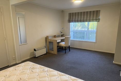 Photo of property in 389 Yaldhurst Road, Russley, Christchurch, 8042