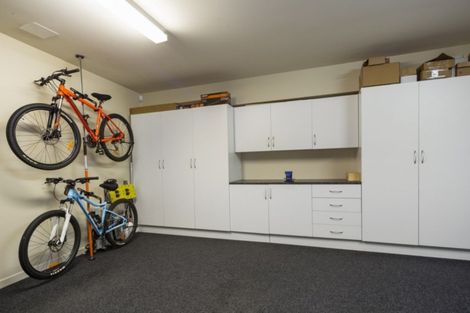 Photo of property in 24d Jellicoe Drive, Hamilton East, Hamilton, 3216