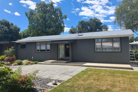 Photo of property in 1/17 Barnes Road, Redwood, Christchurch, 8051